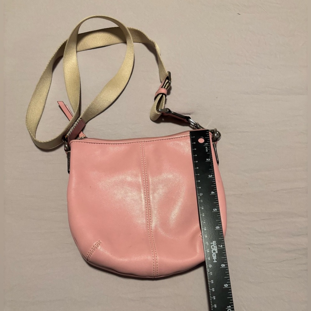 COACH Pink Leather Swing Pack Purse SOHO Crossbody Bag - Picture 13 of 16